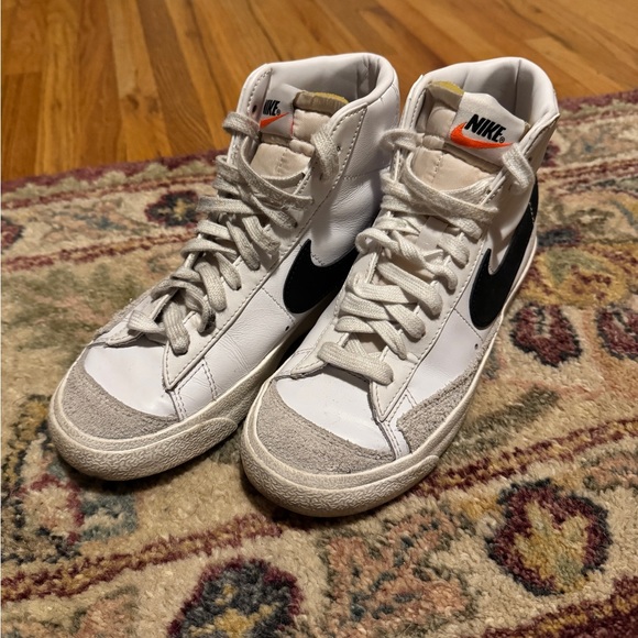 Nike Blazer mid ‘77  Women’s 6 - Picture 1 of 5